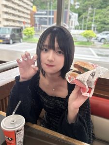 Thumbnail of post image 100
